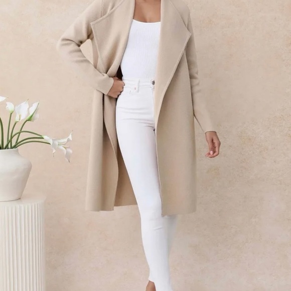 🔥SALE🔥NWT Chicwish Beige Long Cardigan Sweater - Picture 2 of 3